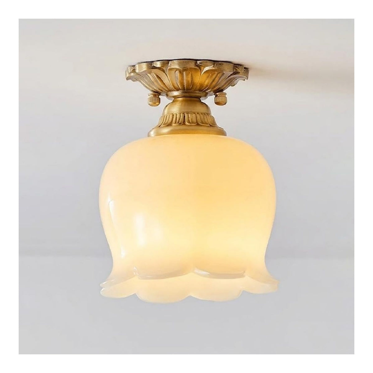 Luminaire Ambre et Beige a silhouette graphique de type plafonnier 40 W E27