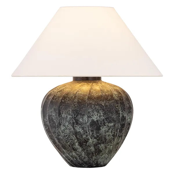 L¨¢mpara de mesa Arlin, lat¨®n p¨¢tina