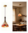 Suspension Ambre a presence elegante et lumiere agreable